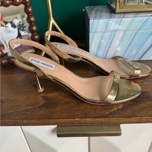 Steve Madden ELMA IRIDESCENT Kitten Heel - US 10